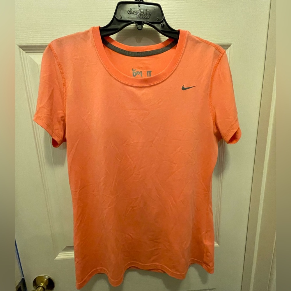 Nike dri fit short sleeve